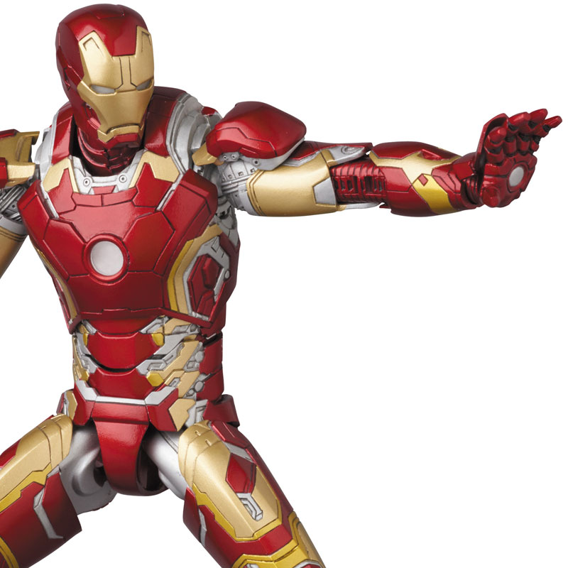 Mafex iron store man mark 43