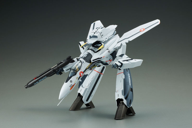 AmiAmi [Character & Hobby Shop] | (Pre-owned ITEM:B/BOX:B)Macross Zero 1/60  Kanzen Henkei VF-0S Phoenix(Released)