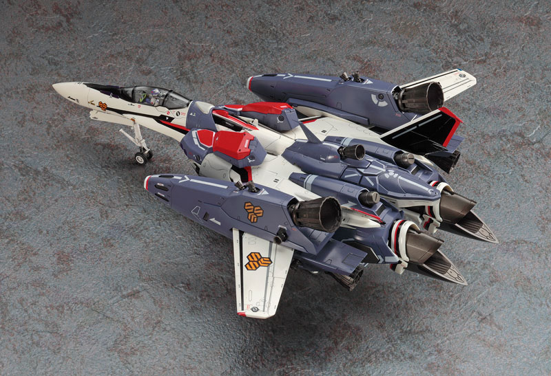 プラモデル完成機　1/72　VF-25F/S　SUPER MESSIAH 1/72 VF-25F/S スーパー メサイア “マクロスF” マクロスF
