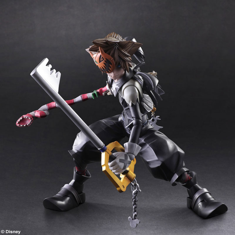 KINGDOM HEARTS III PLAY ARTS KAI ACTION FIGURE - SORA VER. 2