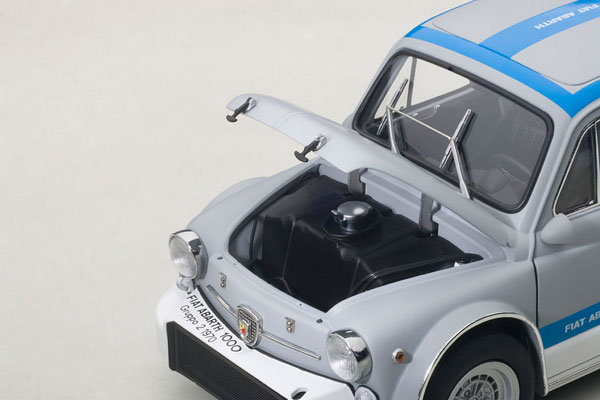 AmiAmi [Character & Hobby Shop] | 1/18 Diecast Model Car Fiat 