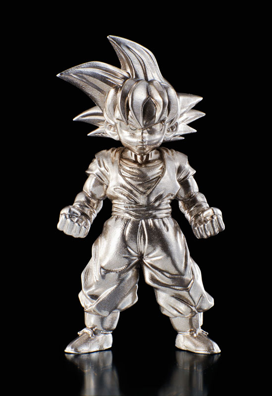 Figurine Goku noir DRAGON BALL : la figurine modèle aléatoire à