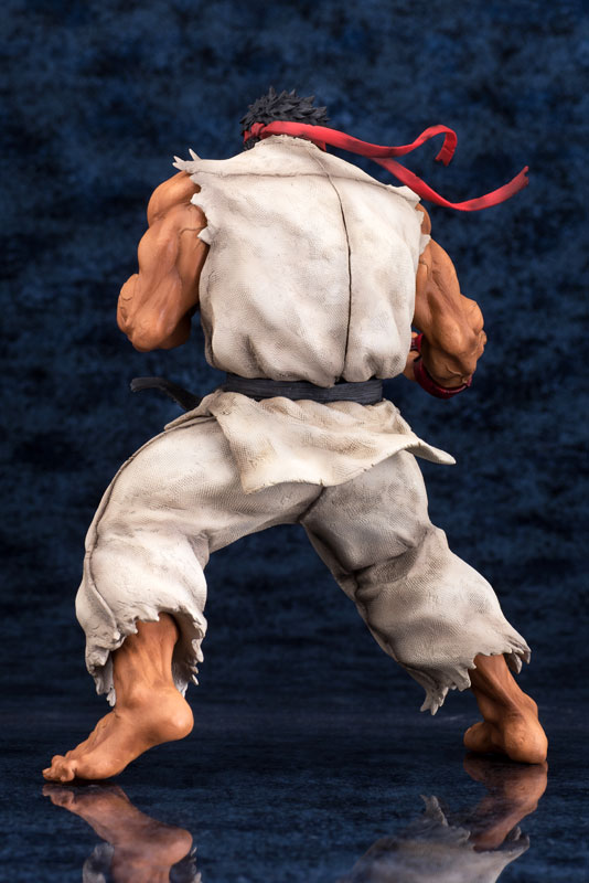 AmiAmi [Character & Hobby Shop]  STREET FIGHTER III 3rd STRIKE - Fighters  Legendary Ryu 1/8 Complete Figure (Milestone Limited Distribution)(Released)