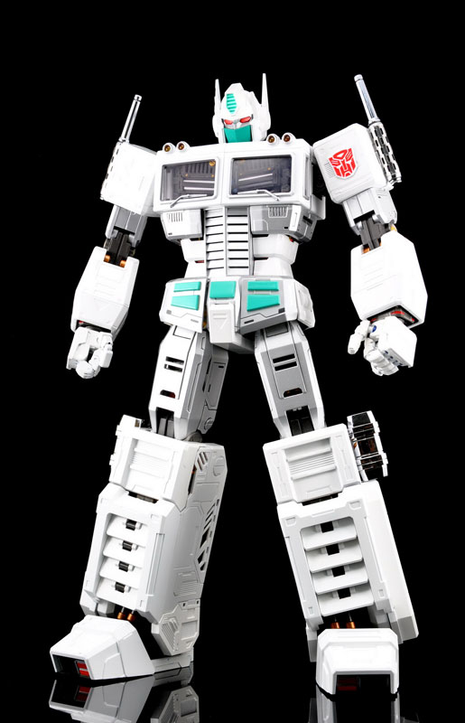 AmiAmi [Character & Hobby Shop] | ULTIMETAL UM-02 Ultra Magnus