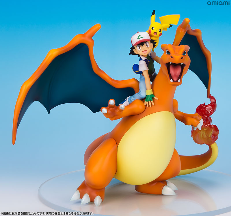 Action Figure Ash Ketchum, Charizard e Pikachu