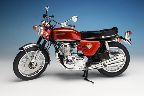 AmiAmi [Character & Hobby Shop] | 1/8 Honda Dream CB750 Four
