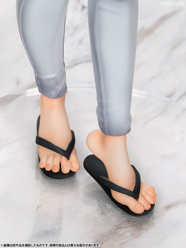 android 18 flip flops