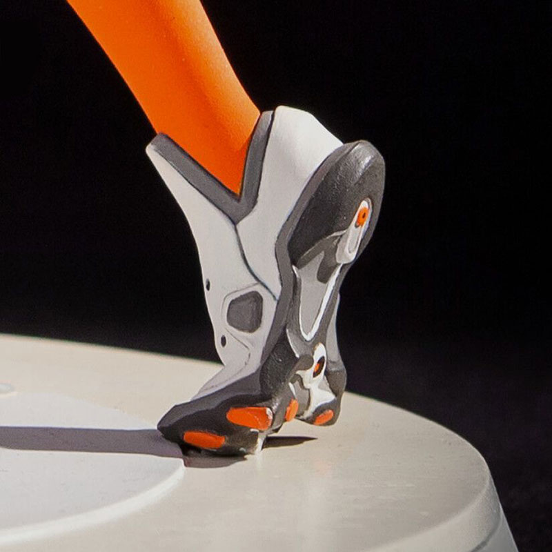 Overwatch Tracer 12-Inch Statue