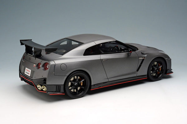 Nissan GT-R 1/18 美品 Nissan GT-R Nismo N Attack Package (White) | HLJ.com