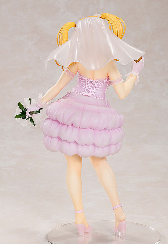 AmiAmi [Character & Hobby Shop] | Super Pochaco Wedding Ver. 1/5 