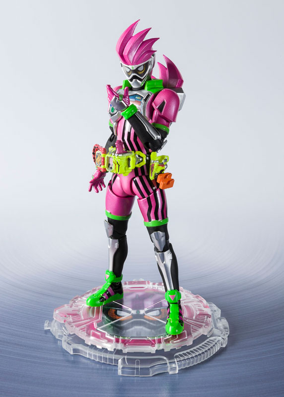 Kamen Rider Ex-Aid Character Book Level.1