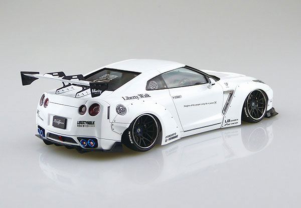 AmiAmi [Character & Hobby Shop] | 1/24 Liberty Walk No.11 LB Works R35 GT-R  type1.5 Plastic Model(Pre-order)