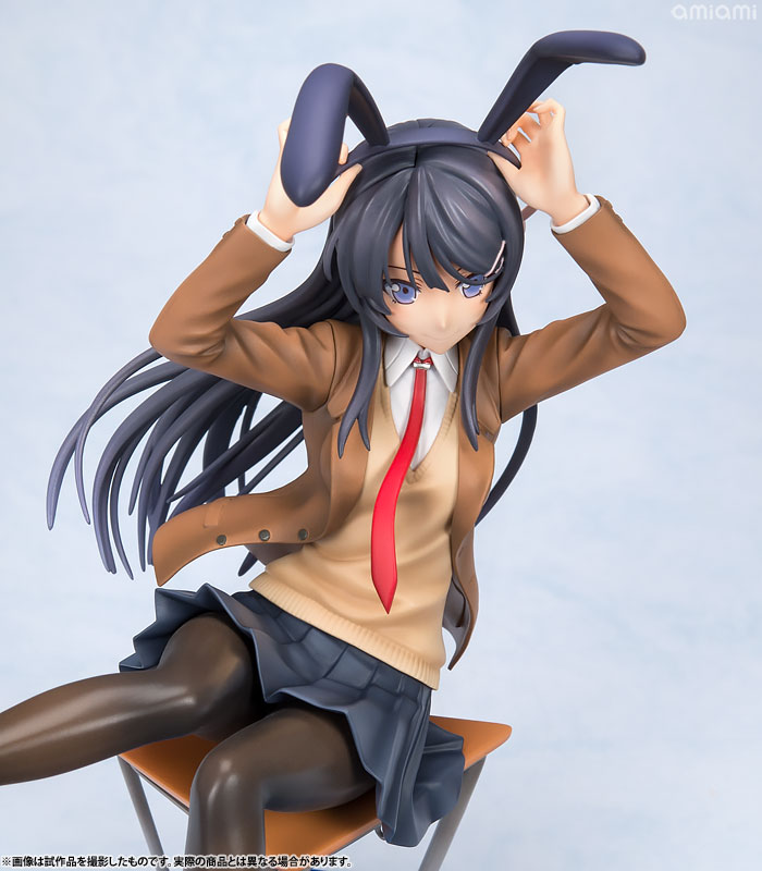 AmiAmi [Character & Hobby Shop]  Seishun Buta Yarou wa Bunny Girl Senpai  no Yume wo Minai Mai Sakurajima 1/8 Complete Figure(Released)