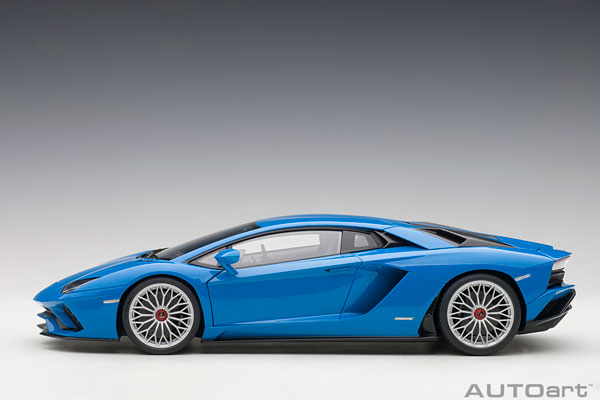 ミニカー AUTOart Lamborghini Aventador S 1:18 1/18 AUTOart Lamborghini Aventador S (Blu Nila Pearl Blue