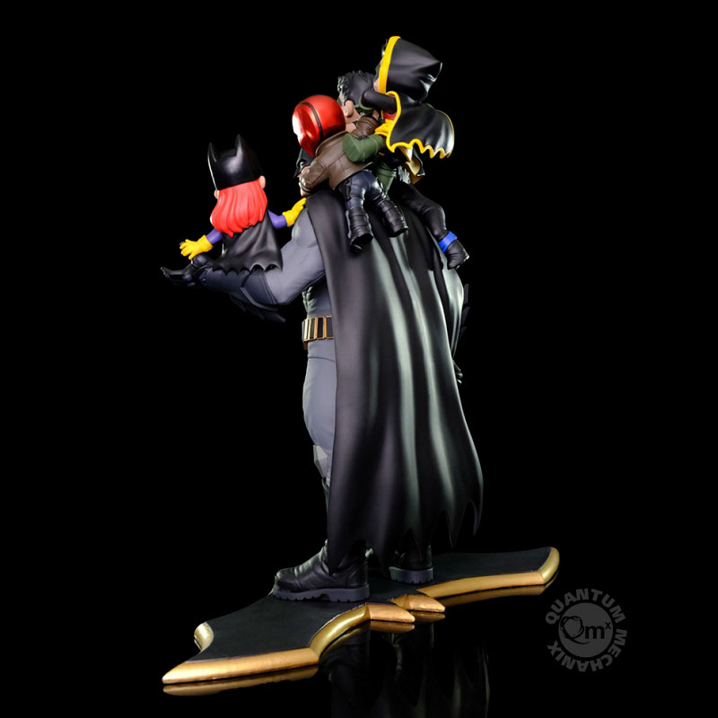 バットマンファミリークラシックVer.Qマスター 15インチ ジオラマスタチュー Qマスター/ バットマン ファミリー 15インチ ジオラマスタチュー