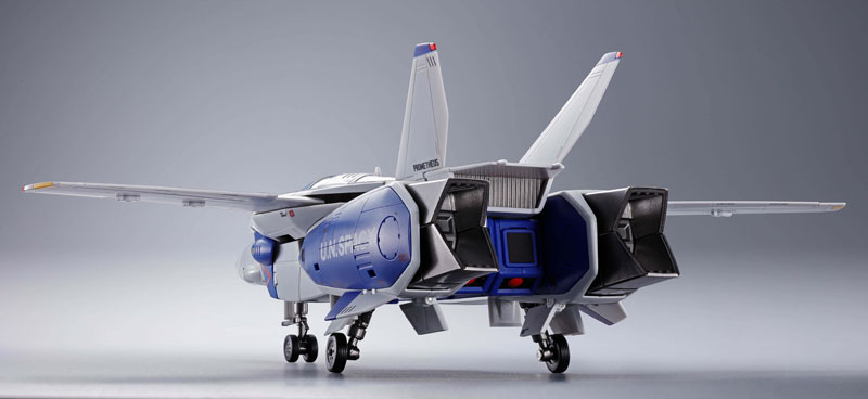 DX超合金 VF-1A VALKYRIE マキシミリアン・ジェニウス専用機 AmiAmi