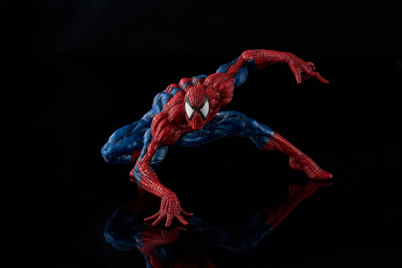 AmiAmi [Character u0026 Hobby Shop] | sofbinal Sofubi Naru Spider-Man Complete  Figure(Released)