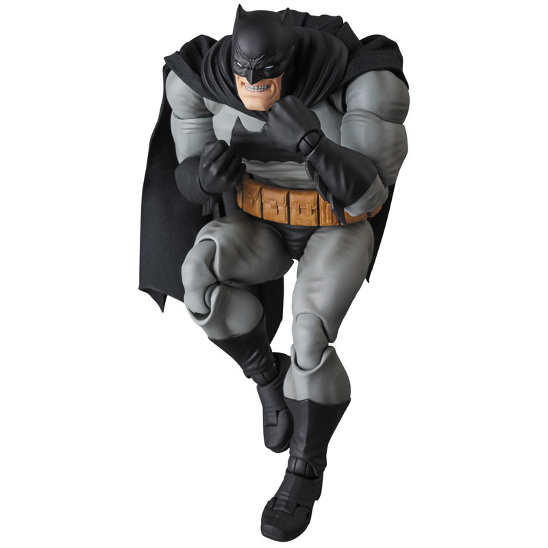 AmiAmi [Character & Hobby Shop] | MAFEX No.106 MAFEX BATMAN (The 