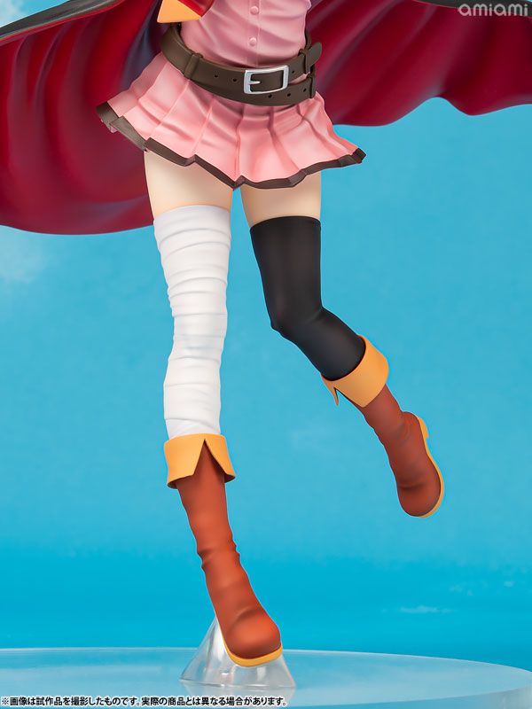 Aitai☆Kuji Kono Subarashii Sekai ni Shukufuku wo! Kurenai Densetsu Kadokawa  1/7 Scale Figurine Megumin School Uniform Ver.