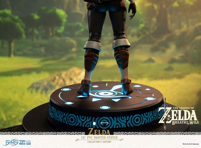  First 4 Figures 10 Inch The Legend of Zelda Breath of The Wild  Zelda PVC Collectible Replica Statue Figurine Toy : Toys & Games