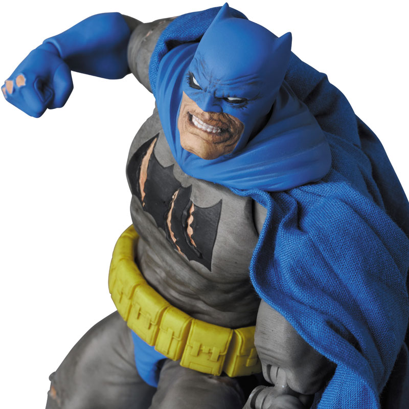 MAFEX マフェックス No.119 BATMAN AmiAmi [Character & Hobby Shop] | MAFEX No.119 MAFEX BATMAN