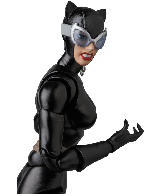 AmiAmi [Character & Hobby Shop] | MAFEX No.123 MAFEX CATWOMAN