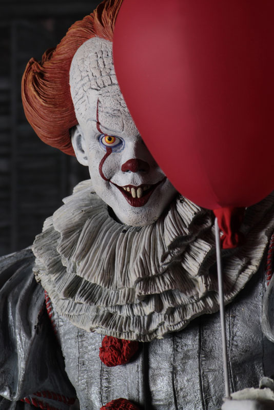 AmiAmi [Character & Hobby Shop] | IT / Pennywise 1/4 Action Figure(Released)