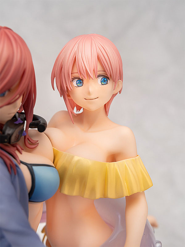 WING The Quintessential Quintuplets Ichika Nakano & Miku Nakano 1/7 Complete Figures image 9