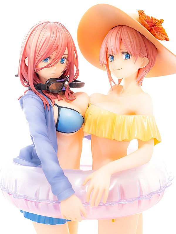 WING The Quintessential Quintuplets Ichika Nakano & Miku Nakano 1/7 Complete Figures image 10