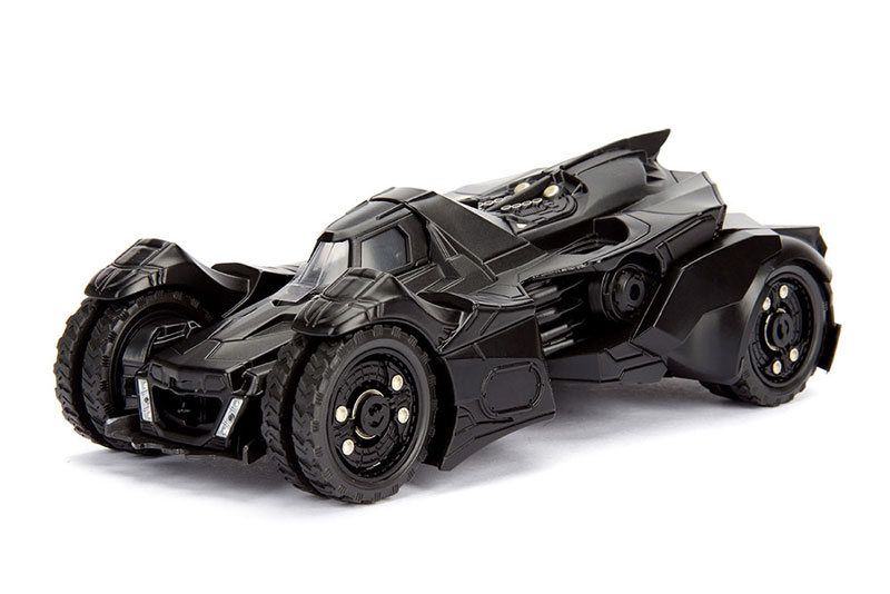  Hot Wheels DC Universe Armored Batman Vehicle : Toys & Games