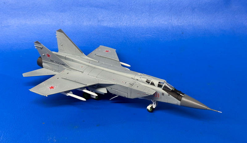 AmiAmi [Character & Hobby Shop] | 1/144 MiG-31 Foxhound Plastic