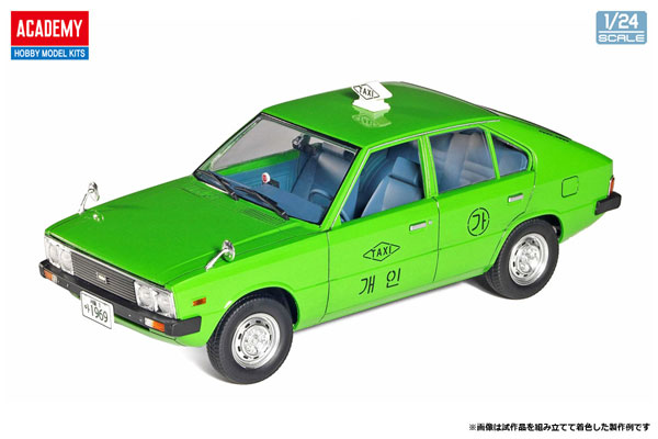 HYUNDAI Pony プラモデル 1/24スケール HYUNDAI PONY 1/24 ACADEMY Model car build [Full version