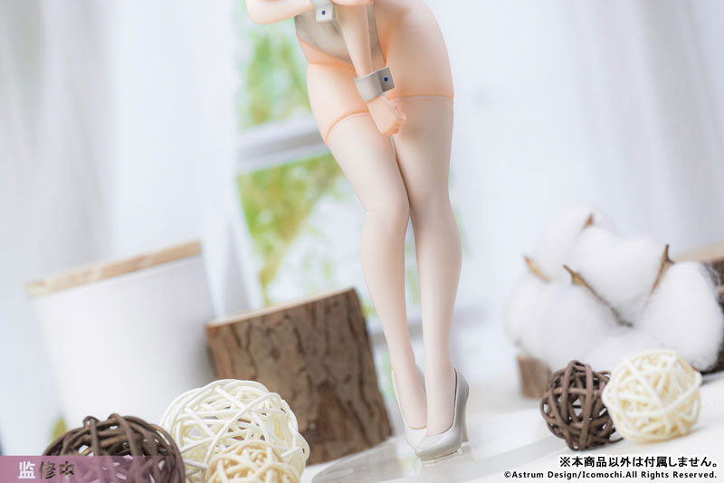 AmiAmi [Character & Hobby Shop] | (Pre-owned ITEM:A-/BOX:B)[Bonus] White  bunny Onee-san 1/7 Complete Figure(Released)