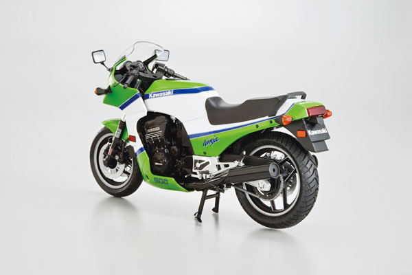 AmiAmi [Character & Hobby Shop] | The Bike No.29 1/12 Kawasaki