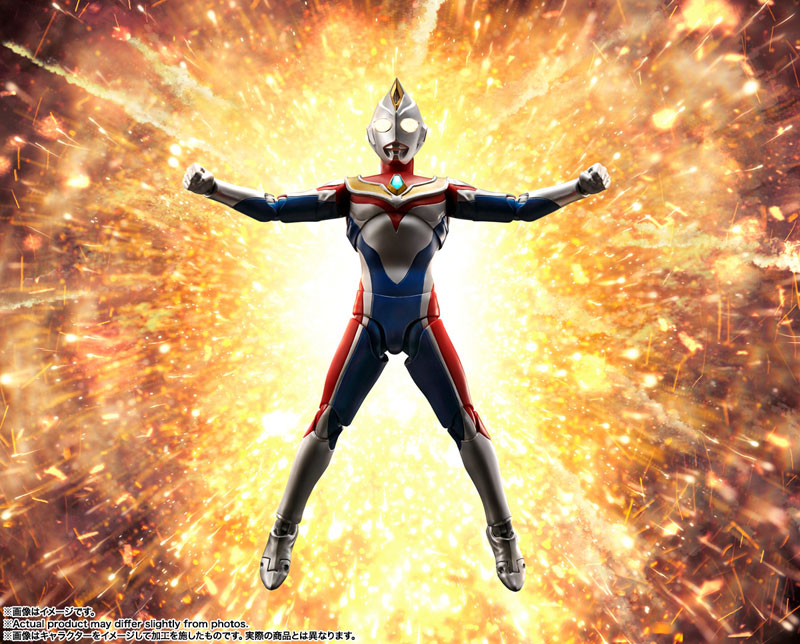 alphamax ウルトラマンダイナ フラッシュタイプ AmiAmi