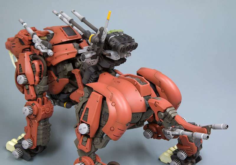 Amazon.com: 1/72 EZ-016 Saber Tiger Marking Plus Ver. ZOIDS
