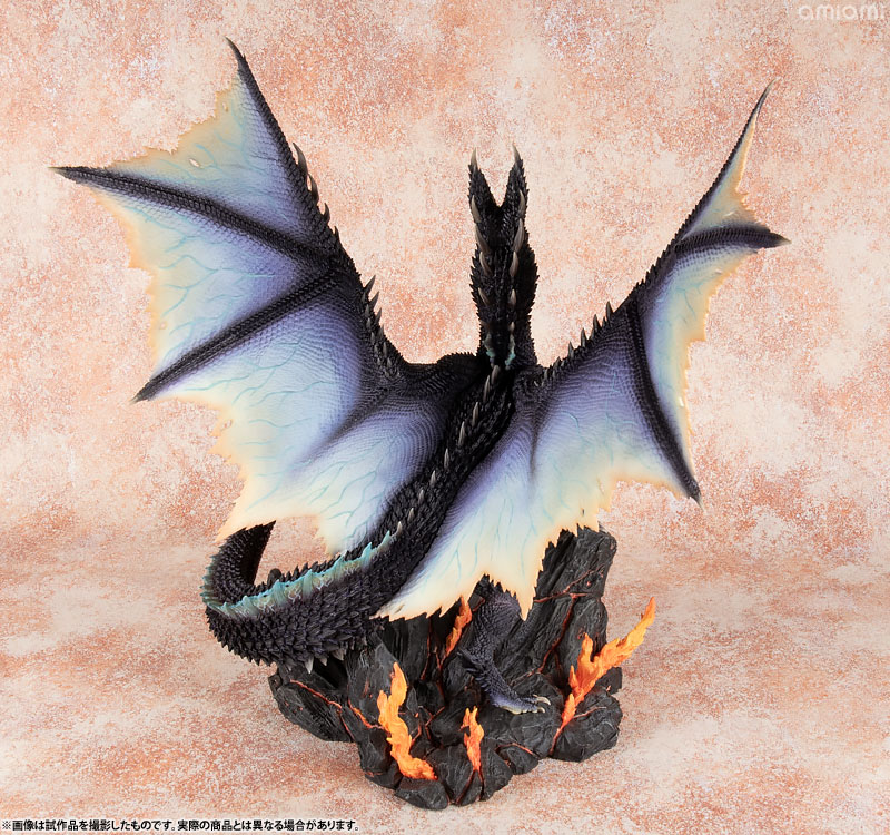 モンスターハンター ALATREON フィギュア MONSTER HUNTER CAPCOM FIGURE BUILDERCREATORS MODEL - BLAZING