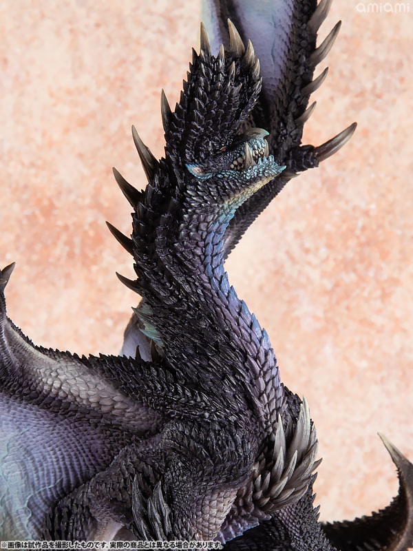 モンスターハンター ALATREON フィギュア CAPCOM Builder 20th Anniversary Creator's Model Alatreon
