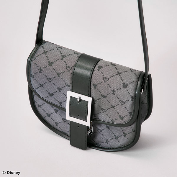 Louis Vuitton - A Messenger Bag. : Lot 1003  Louis vuitton, Vuitton, Louis  vuitton messenger bag