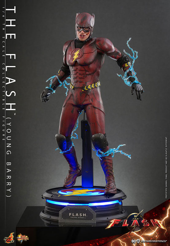 DC Comics: The Flash Movie - The Flash Young Barry 1:6 Scale Figure