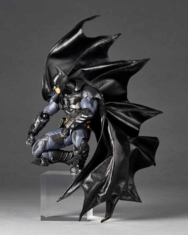 Kaiyodo Revoltech Amazing Yamaguchi Batman Arkham Knight