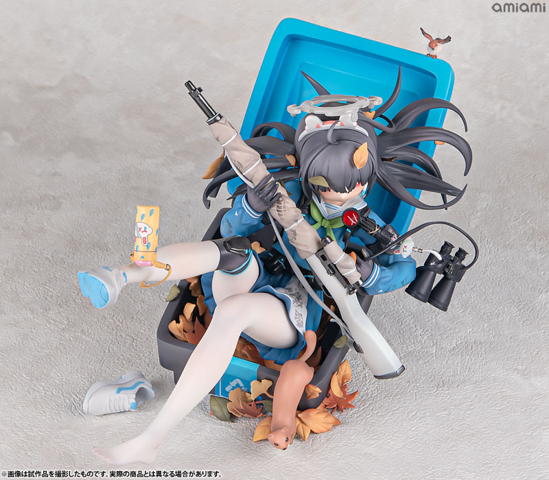 XXG Studio Garbage Rabbit Kasumizawa Miyu 1/2 Deluxe Statue