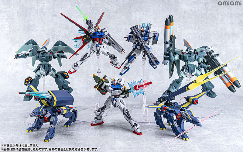 GATーX105E 様のオーダー （可動モデル） Amazon | TAMASHII NATIONS GUNDAM UNIVERSE 機動戦士ガンダムSEED GAT