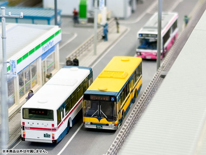 Amazon.com: TOMYTEC Bus Collection, Set of 3 Buses Running