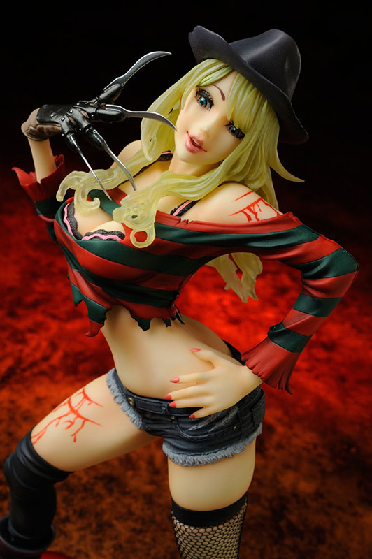 AmiAmi [Character & Hobby Shop] | HORROR BISHOUJO Freddy vs. Jason