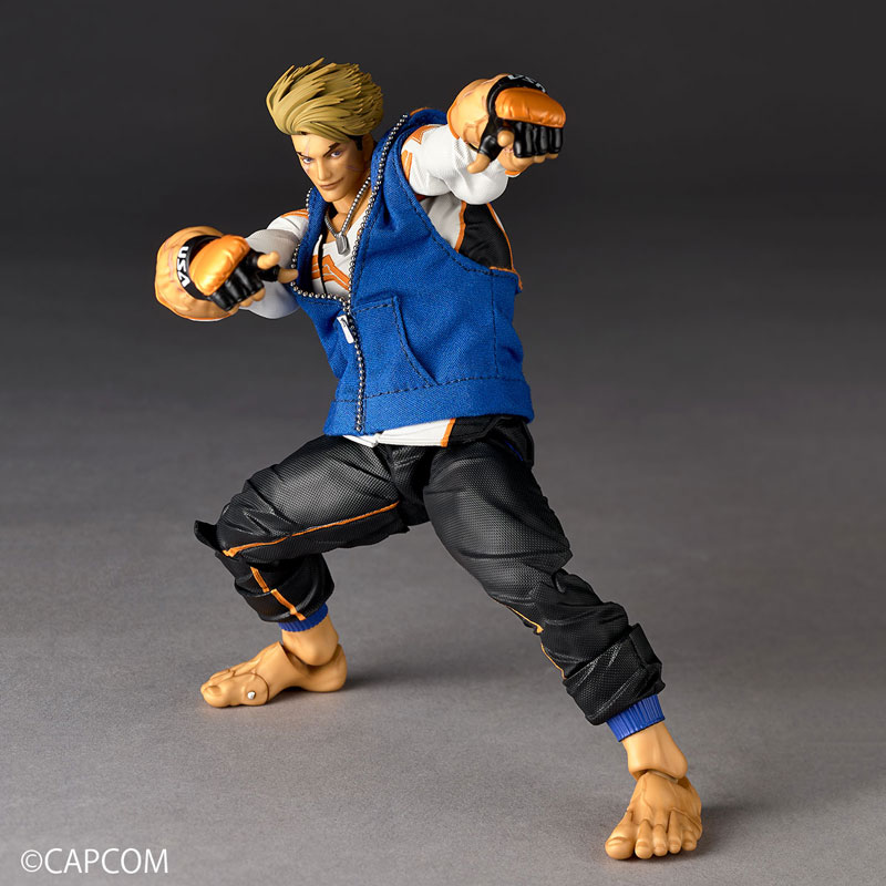 ストリートファイター6 ルーク　フィギュア AmiAmi [Character & Hobby Shop] | Revoltech Amazing