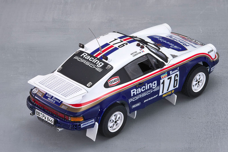 AmiAmi [Character & Hobby Shop] | 1/24 Porsche 911 Carrera 3.2 4 x