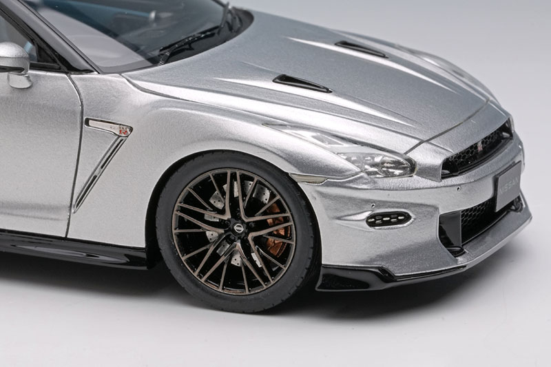 AmiAmi [Character & Hobby Shop] | 1/43 NISSAN GT-R Premium edition