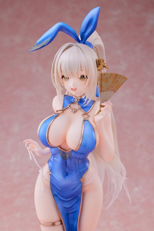 isfpika5 chan ♡ Figurine QUINTESSE QUINT ICHIKA NAKANO DATE STYLE The
