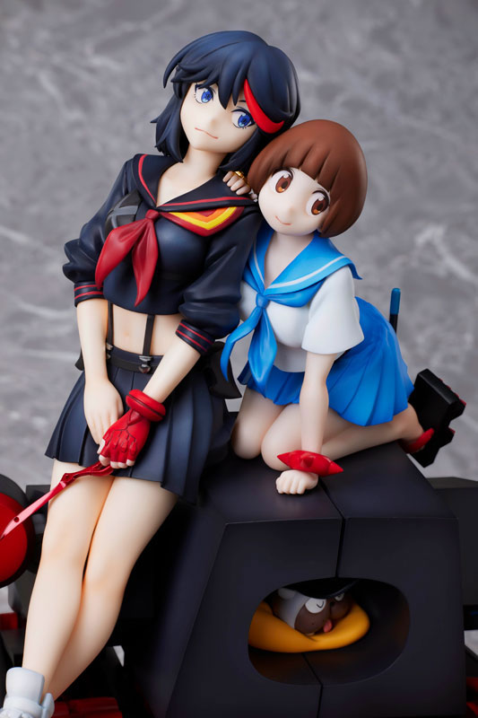 FIGURE-182009_04.jpg